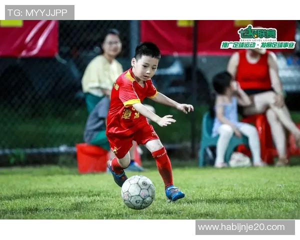 文字达人携手足球明星共创精彩瞬间的故事与传奇